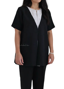 STRIPED PLEATED (BLACK)