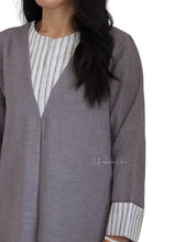 Load image into Gallery viewer, STRIPED PLEATED - LONG SLEEVES (GREY)
