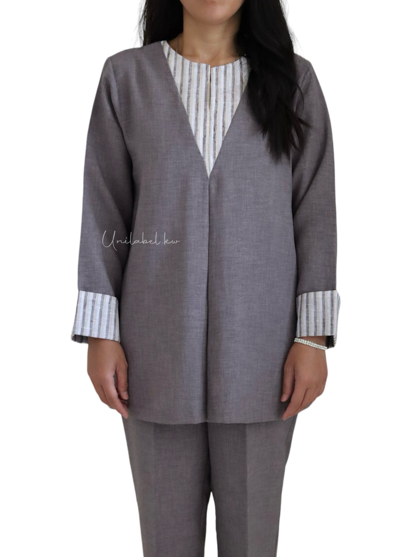 STRIPED PLEATED - LONG SLEEVES (GREY)