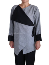 Load image into Gallery viewer, SIDE WRAP - GREY  (BLACK PANT)
