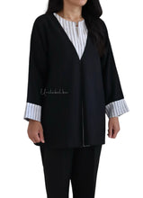 Load image into Gallery viewer, STRIPED PLEATED - LONG SLEEVES (BLACK)
